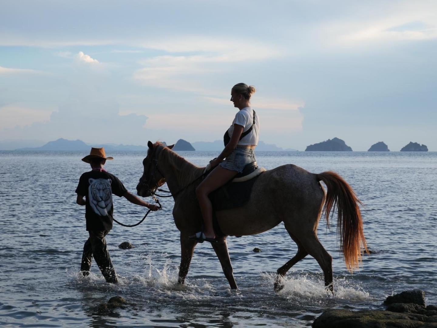 Am Samui Resort Taling Ngam Экстерьер фото